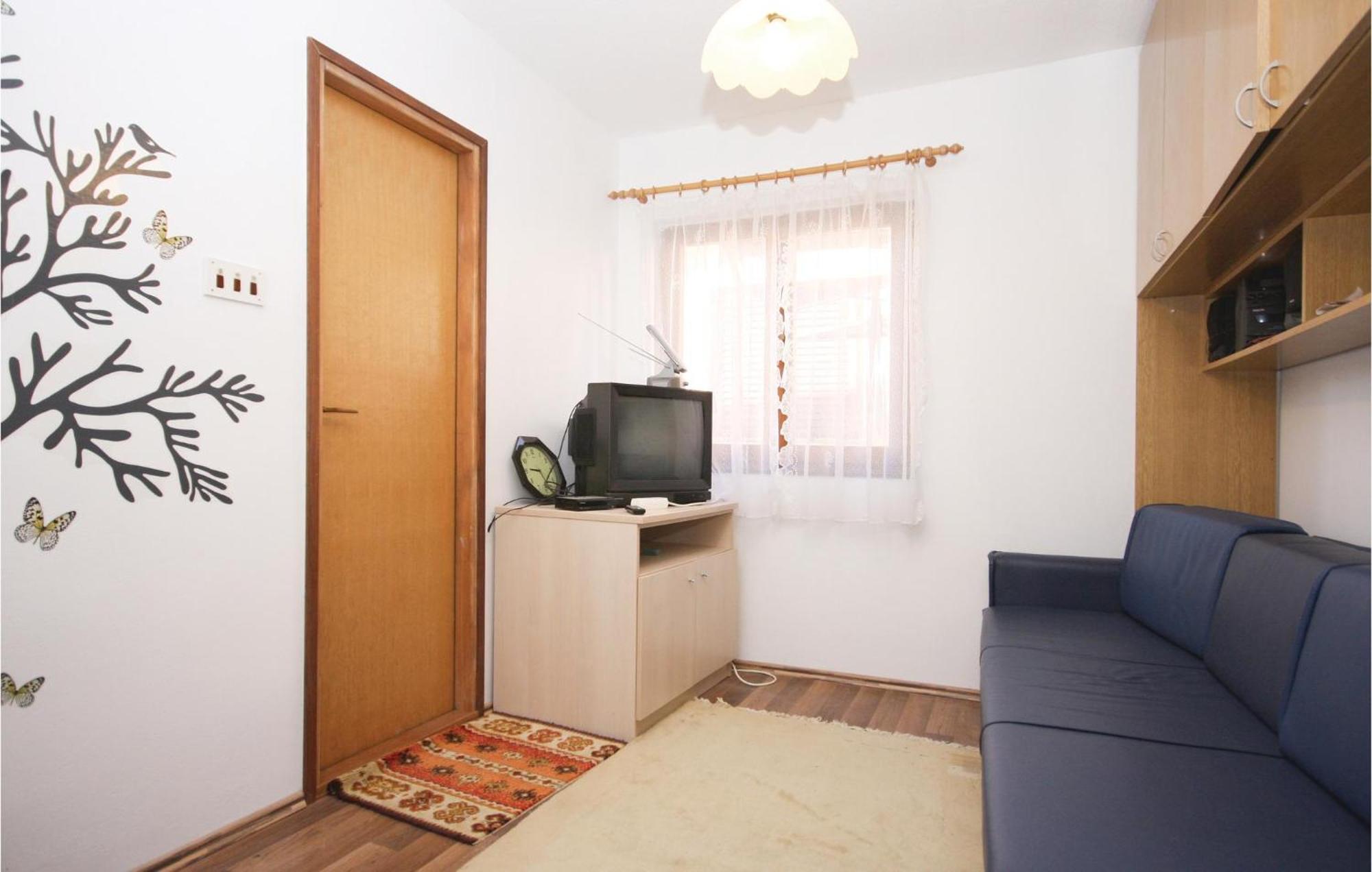 Amazing Apartment In Pavicini With Kitchen Eksteriør bilde